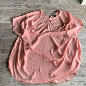 Torrid top, size 3. 🌸
